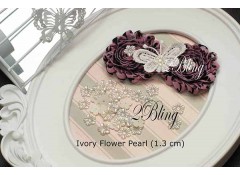 Ivory Flower Pearl - 1.3cm (Pack of 25)